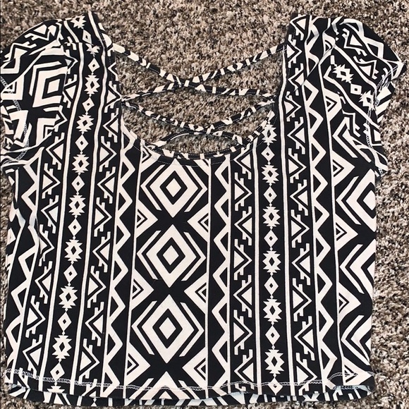 Crop top - Picture 2 of 2